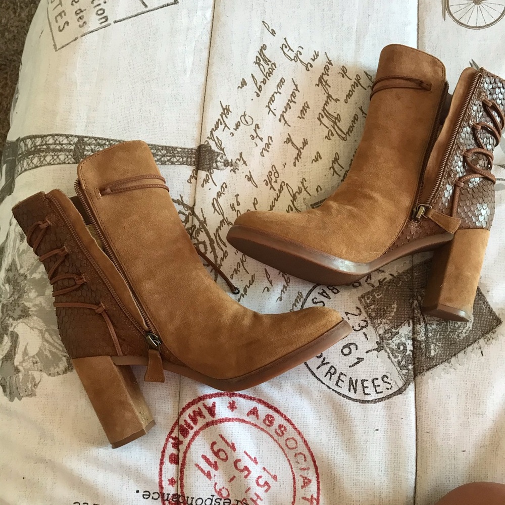 Cute heel boots